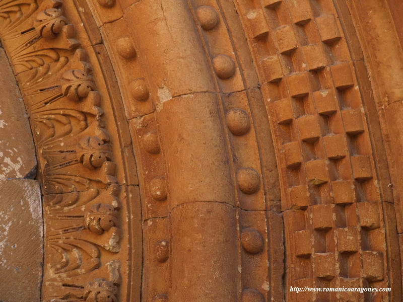 DETALLE DE LAS ARQUIVOLTAS